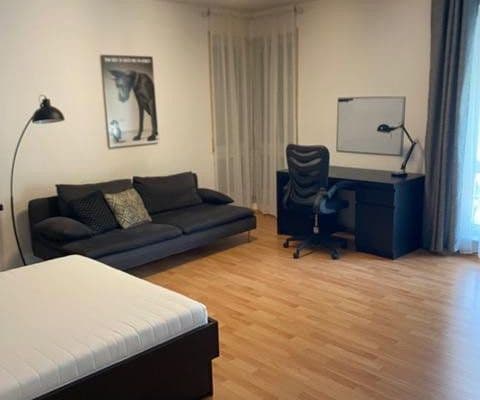 Prenájom bytu 2-izbový 70 m², Europaallee 7, Oestrich-Winkel Prenájom bytu 2-izbový 70 m², Europaallee 7, Oestrich-Winkel
