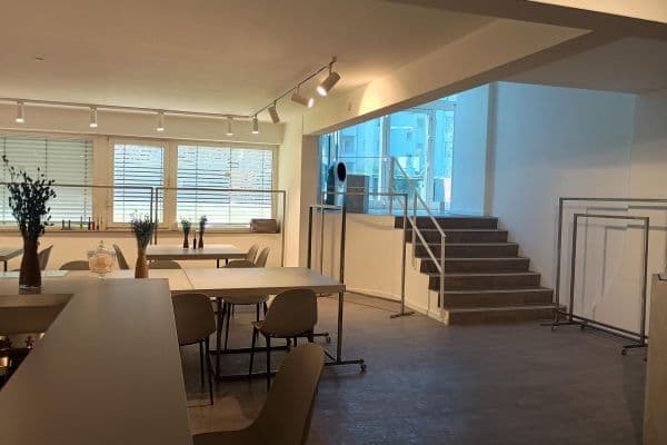 Prenájom kancelárie 106 m², Düsseldorf, Severné Porýnie - Westfálsko Prenájom kancelárie 106 m², Düsseldorf, Severné Porýnie - Westfálsko