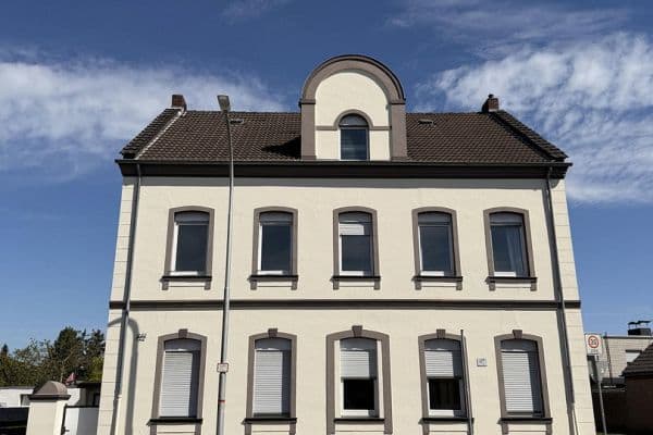Predaj domu 302 m², pozemok 421 m², Essenberger Str. 217, Moers Predaj domu 302 m², pozemok 421 m², Essenberger Str. 217, Moers