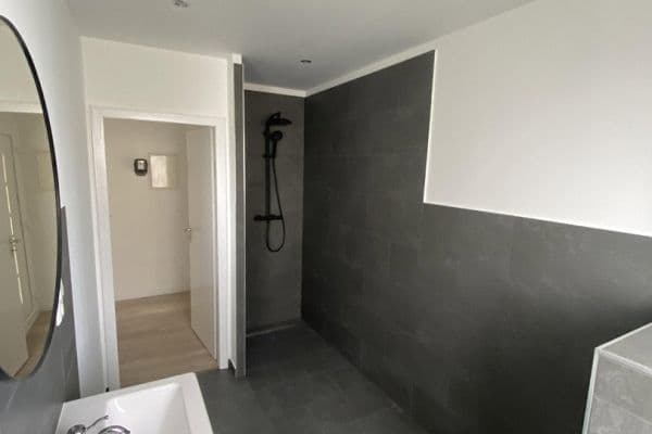 Prenájom bytu 2-izbový 65 m², Kurfürstenstraße 20, Schwetzingen Prenájom bytu 2-izbový 65 m², Kurfürstenstraße 20, Schwetzingen