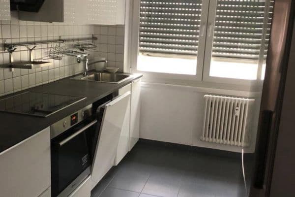 Prenájom bytu 2-izbový 54 m², Karlsruhe, Bádensko-Wurttembersko Prenájom bytu 2-izbový 54 m², Karlsruhe, Bádensko-Wurttembersko