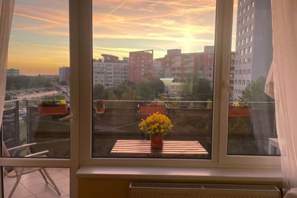 Prenájom bytu 2-izbový 48 m², Wassermannova, Praha Prenájom bytu 2-izbový 48 m², Wassermannova, Praha