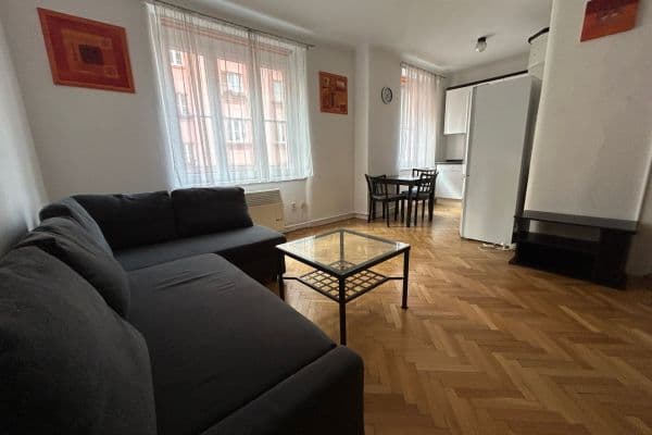 Prenájom bytu 2-izbový 60 m², U Průhonu, Praha Prenájom bytu 2-izbový 60 m², U Průhonu, Praha