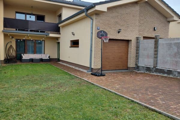 Predaj domu 185 m², pozemok 310 m², Nová, Kouřim Predaj domu 185 m², pozemok 310 m², Nová, Kouřim