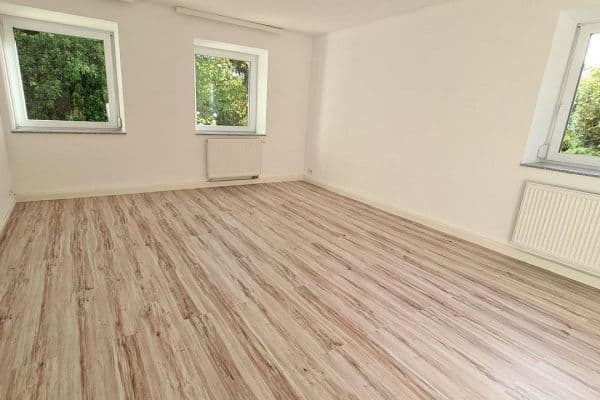 Prenájom bytu 2-izbový 77 m², Leonberg-Silberberg Prenájom bytu 2-izbový 77 m², Leonberg-Silberberg