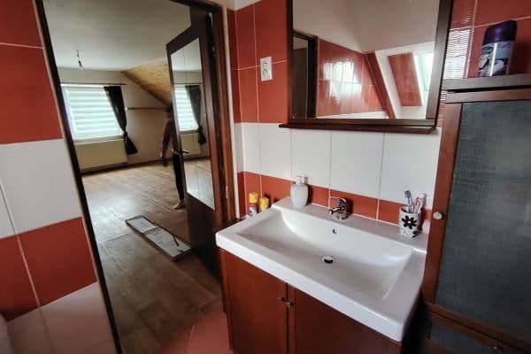 Prenájom bytu 2-izbový 85 m², Textilanská, Chrastava Prenájom bytu 2-izbový 85 m², Textilanská, Chrastava