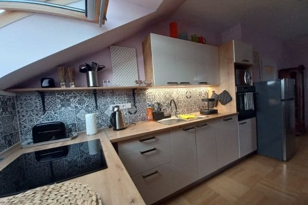 Prenájom bytu 2-izbový 60 m², Beroun Prenájom bytu 2-izbový 60 m², Beroun