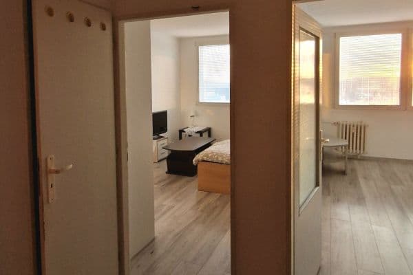 Predaj bytu 2-izbový 40 m², Makovského, Praha Predaj bytu 2-izbový 40 m², Makovského, Praha