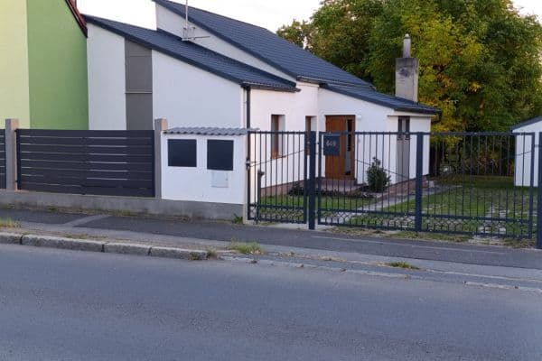 Prenájom bytu 2-izbový 51 m², Revoluční, Nýřany Prenájom bytu 2-izbový 51 m², Revoluční, Nýřany