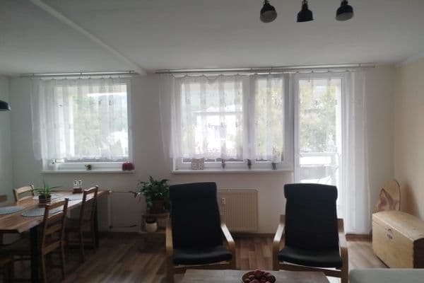 Predaj bytu 4-izbový 88 m², Za Parkem, Dobřichovice Predaj bytu 4-izbový 88 m², Za Parkem, Dobřichovice