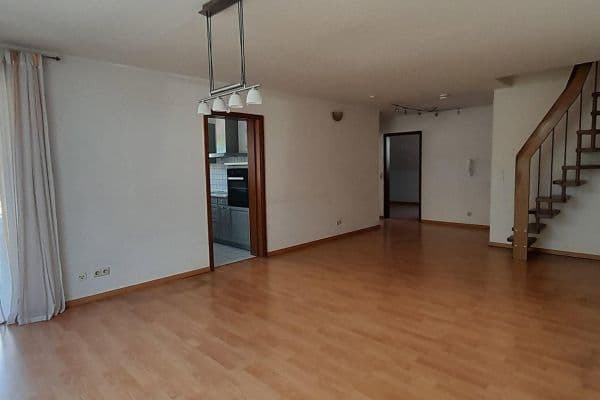 Predaj bytu 3-izbový 96 m², Sindelfingen Maichingen Predaj bytu 3-izbový 96 m², Sindelfingen Maichingen