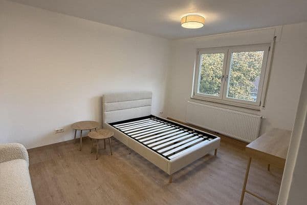 Prenájom bytu 1-izbový 33 m², Forstr. 93, Stuttgart, Bádensko-Wurttembersko Prenájom bytu 1-izbový 33 m², Forstr. 93, Stuttgart, Bádensko-Wurttembersko