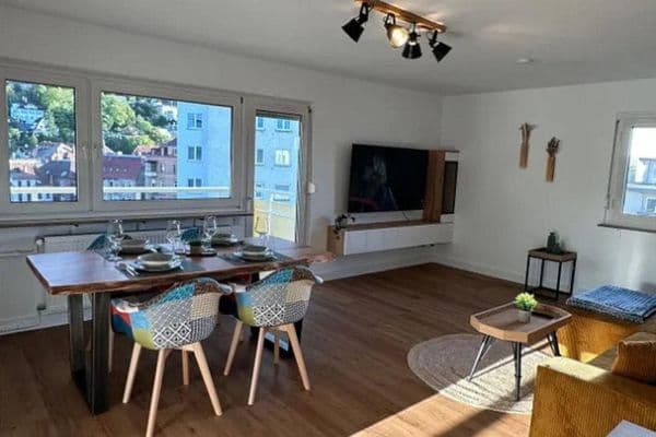 Prenájom bytu 2-izbový 43 m², Stuttgart, Bádensko-Wurttembersko Prenájom bytu 2-izbový 43 m², Stuttgart, Bádensko-Wurttembersko