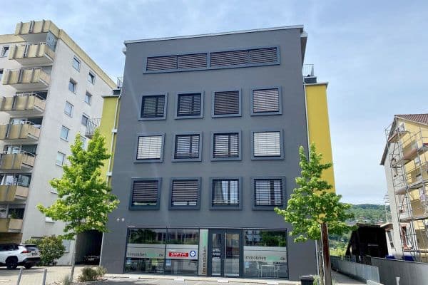 Prenájom bytu 3-izbový 78 m², Lörrach, Bádensko-Wurttembersko Prenájom bytu 3-izbový 78 m², Lörrach, Bádensko-Wurttembersko