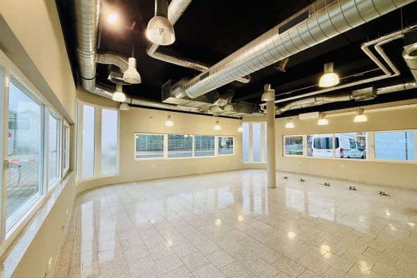 Prenájom nebytového priestoru 230 m², Draisstraße 1, Karlsbad Prenájom nebytového priestoru 230 m², Draisstraße 1, Karlsbad