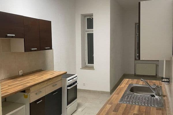 Prenájom bytu 2-izbový 66 m², Huygensstraße 8a, Leipzig Prenájom bytu 2-izbový 66 m², Huygensstraße 8a, Leipzig
