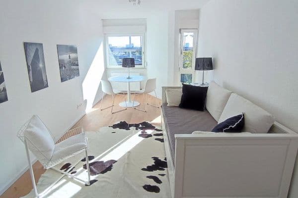 Prenájom bytu 1-izbový 24 m², Akademiestraße 6, Mannheim Prenájom bytu 1-izbový 24 m², Akademiestraße 6, Mannheim
