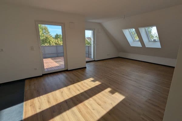 Prenájom bytu 4-izbový 108 m², Lehmgrubenweg 12, Erlangen Prenájom bytu 4-izbový 108 m², Lehmgrubenweg 12, Erlangen