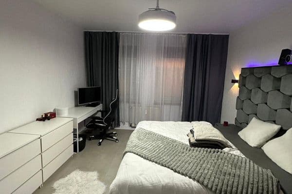 Prenájom bytu 2-izbový 43 m², Essen Prenájom bytu 2-izbový 43 m², Essen