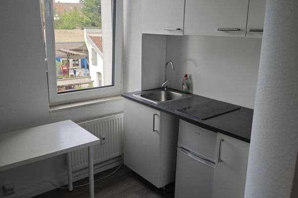 Prenájom bytu 1-izbový 14 m², Karlsruhe, Bádensko-Wurttembersko Prenájom bytu 1-izbový 14 m², Karlsruhe, Bádensko-Wurttembersko