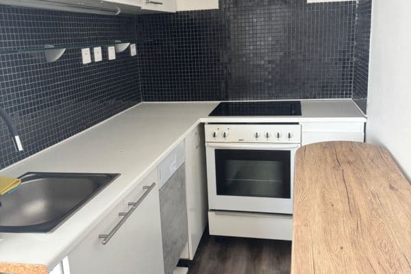 Prenájom bytu 2-izbový 48 m², Prušánecká, Brno Prenájom bytu 2-izbový 48 m², Prušánecká, Brno