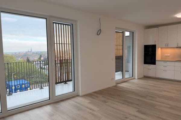 Prenájom bytu 3-izbový 89 m², Engerth, Kladno Prenájom bytu 3-izbový 89 m², Engerth, Kladno