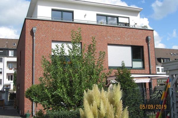 Prenájom bytu 2-izbový 63 m², Düsseldorf Prenájom bytu 2-izbový 63 m², Düsseldorf