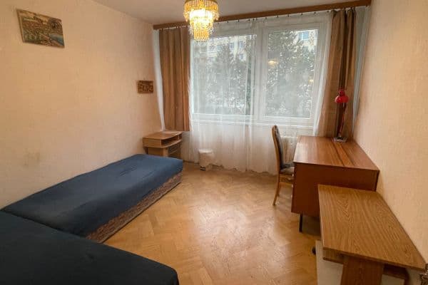 Prenájom bytu 3-izbový 16 m², Hrudičkova, Praha Prenájom bytu 3-izbový 16 m², Hrudičkova, Praha