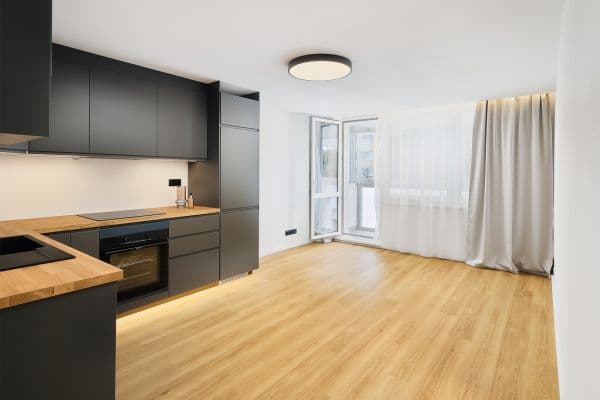 Predaj bytu 4-izbový 78 m², Nevanova, Praha Predaj bytu 4-izbový 78 m², Nevanova, Praha