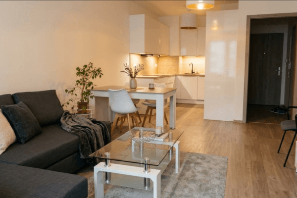 Prenájom bytu 2-izbový 65 m², K Metru, Prague Prenájom bytu 2-izbový 65 m², K Metru, Prague