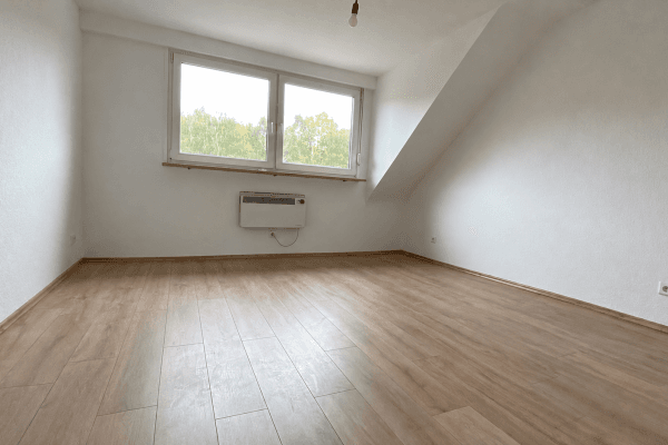 Prenájom bytu 3-izbový 67 m², Dellwiger Str. 37, Essen, Severné Porýnie - Westfálsko Prenájom bytu 3-izbový 67 m², Dellwiger Str. 37, Essen, Severné Porýnie - Westfálsko