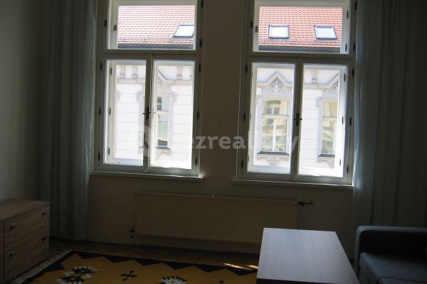 Prenájom bytu 1-izbový 48 m², Varšavská, Hlavní město Praha