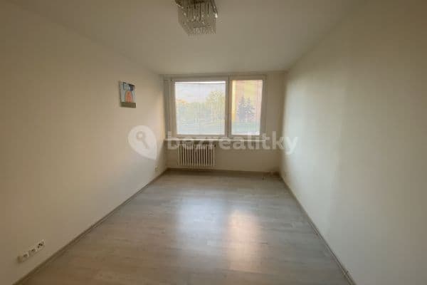 Prenájom bytu 2-izbový 49 m², Smotlachova, Praha 12 Prenájom bytu 2-izbový 49 m², Smotlachova, Praha 12