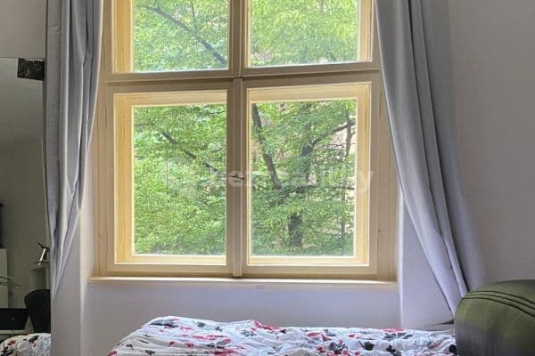 Prenájom bytu 2-izbový 52 m², Seifertova, Praha Prenájom bytu 2-izbový 52 m², Seifertova, Praha