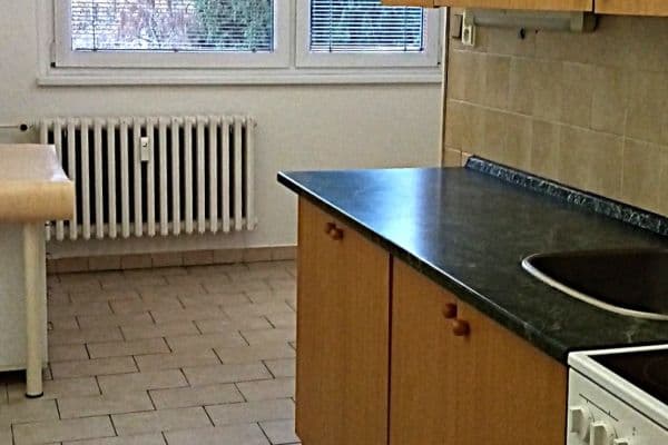 Prenájom bytu 1-izbový 35 m², Dlouhá, Prenájom bytu 1-izbový 35 m², Dlouhá,