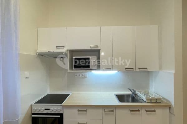 Prenájom bytu 2-izbový 42 m², Štěpánská, Praha Prenájom bytu 2-izbový 42 m², Štěpánská, Praha