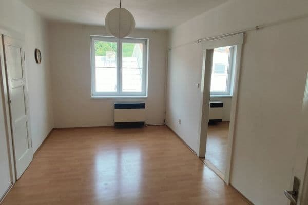 Prenájom bytu 2-izbový 50 m², Na Neklance, Hlavní město Praha Prenájom bytu 2-izbový 50 m², Na Neklance, Hlavní město Praha