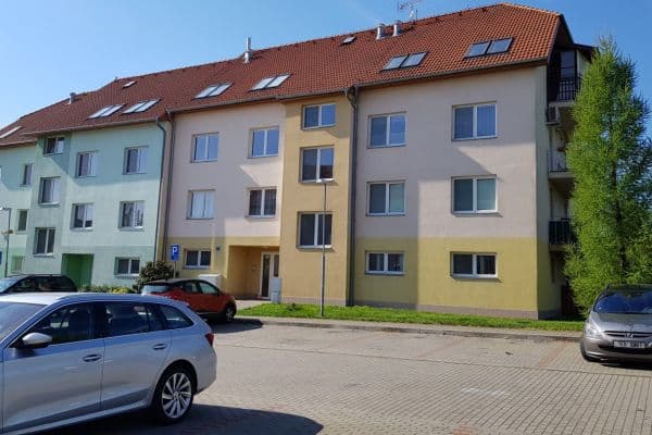 Prenájom bytu 2-izbový 60 m², Pionýrská, Prenájom bytu 2-izbový 60 m², Pionýrská,