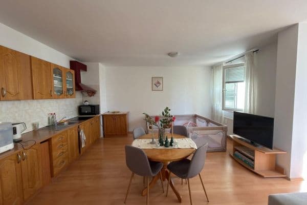 Prenájom bytu 2-izbový 56 m², Mikulova, Prenájom bytu 2-izbový 56 m², Mikulova,