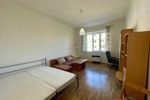 Prenájom bytu 1-izbový 35 m², Komárovská, Prenájom bytu 1-izbový 35 m², Komárovská,