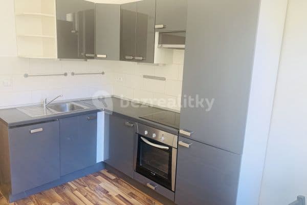 Prenájom bytu 2-izbový 75 m², Malířská, Praha Prenájom bytu 2-izbový 75 m², Malířská, Praha