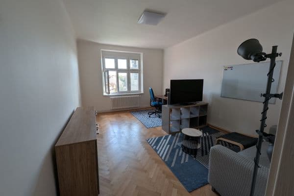 Prenájom bytu 2-izbový 75 m², Svatopluka Čecha, Brno Prenájom bytu 2-izbový 75 m², Svatopluka Čecha, Brno