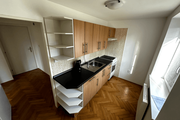 Prenájom bytu 1-izbový 40 m², Veleňská, Prenájom bytu 1-izbový 40 m², Veleňská,