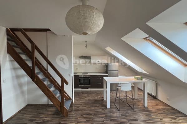 Prenájom bytu 2-izbový 45 m², Zbraslavská, Praha Prenájom bytu 2-izbový 45 m², Zbraslavská, Praha