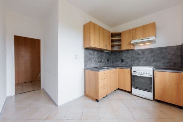 Prenájom bytu 2-izbový 54 m², 17. listopadu, Cheb, Karlovarský kraj Prenájom bytu 2-izbový 54 m², 17. listopadu, Cheb, Karlovarský kraj