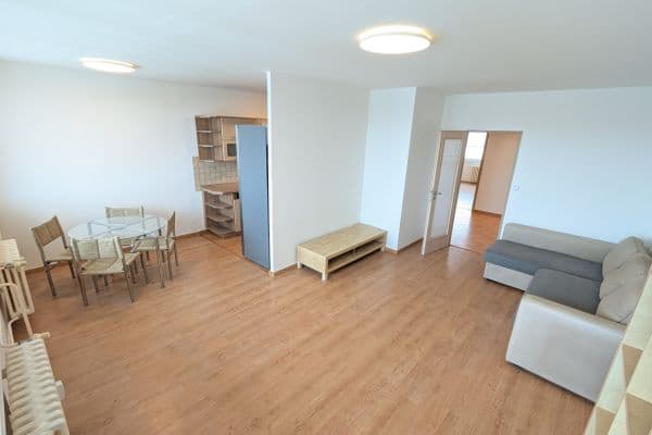 Prenájom bytu 3-izbový 82 m², Brdičkova, Praha Prenájom bytu 3-izbový 82 m², Brdičkova, Praha