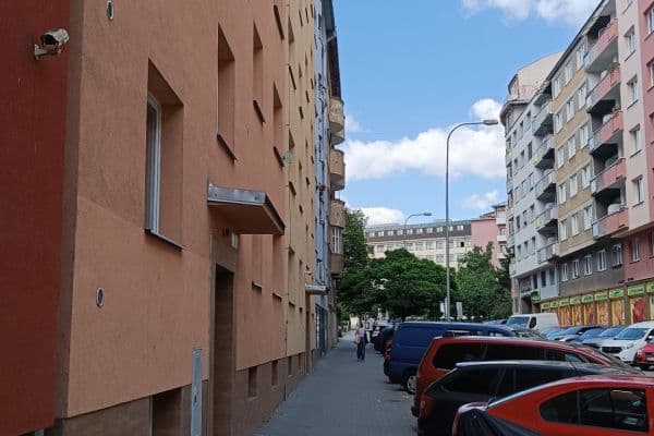 Prenájom bytu 3-izbový 75 m², Cihlářská, Prenájom bytu 3-izbový 75 m², Cihlářská,