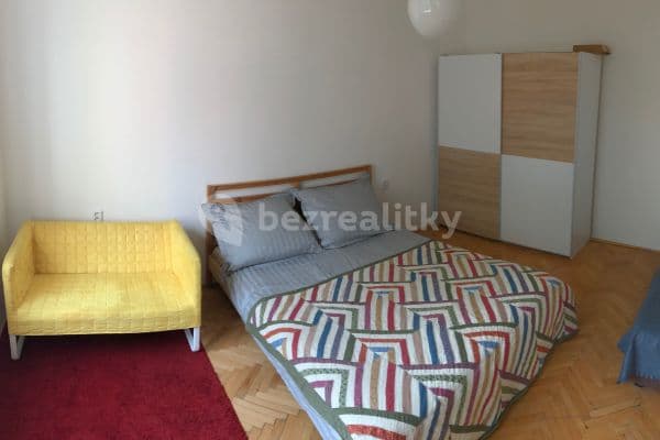 Prenájom bytu 1-izbový 39 m², Konšelská, Praha Prenájom bytu 1-izbový 39 m², Konšelská, Praha