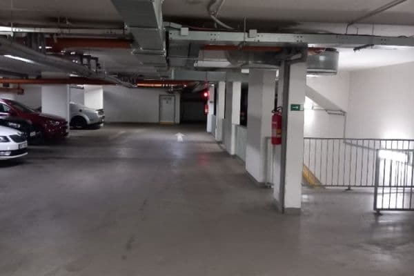 Prenájom garáže 25 m², Prenájom garáže 25 m²,