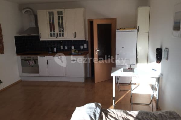 Prenájom bytu 1-izbový 36 m², Dobrovolného, Hlavní město Praha Prenájom bytu 1-izbový 36 m², Dobrovolného, Hlavní město Praha